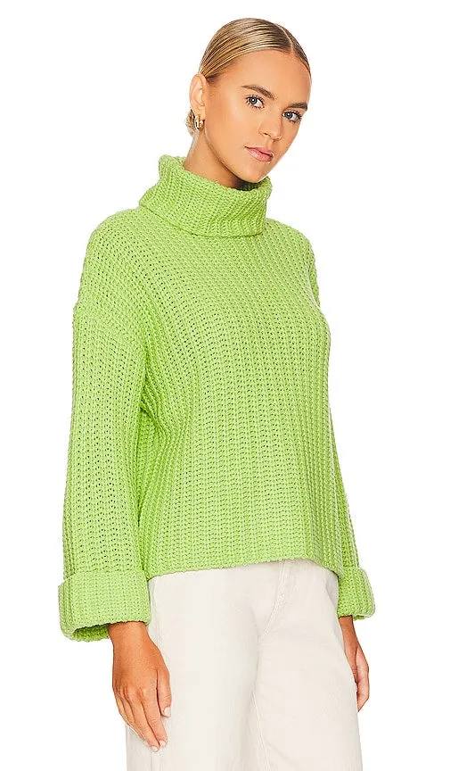 525 Chunky Turtleneck Shaker Pullover in Green
