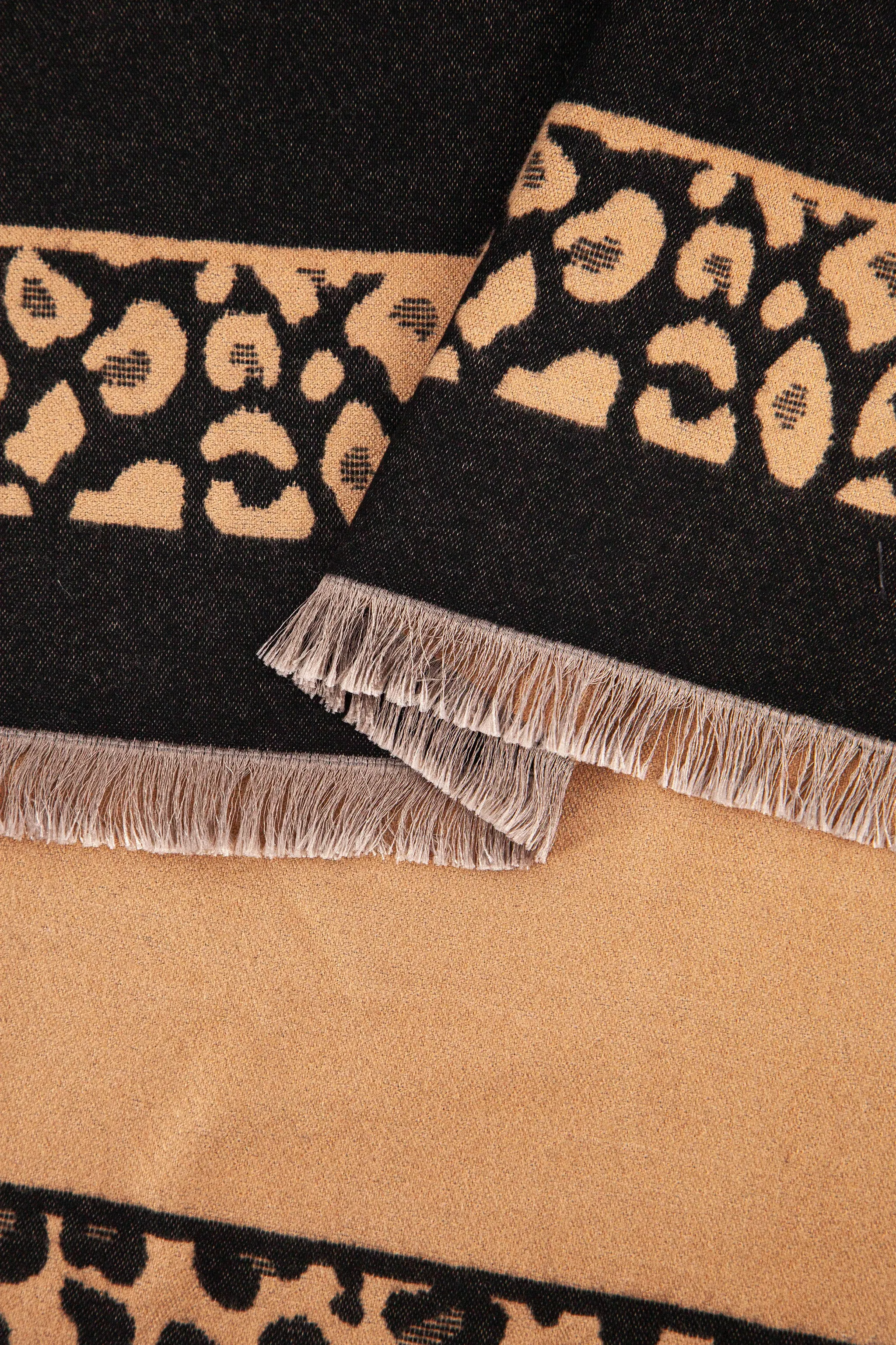 Aga Heavyweight Scarf - Black/Camel, Leopard Border