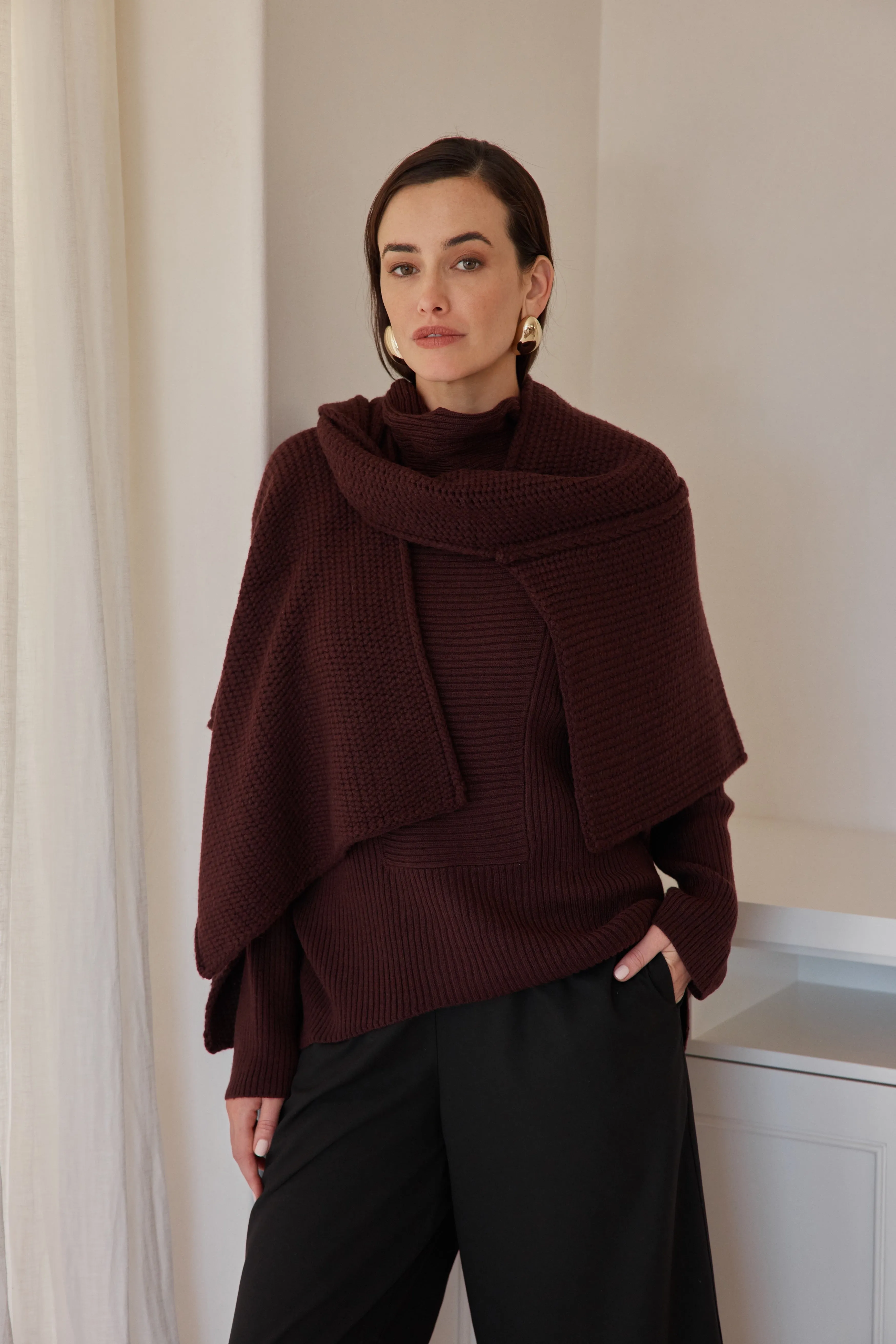 ASYMMETRIC WRAP KNIT