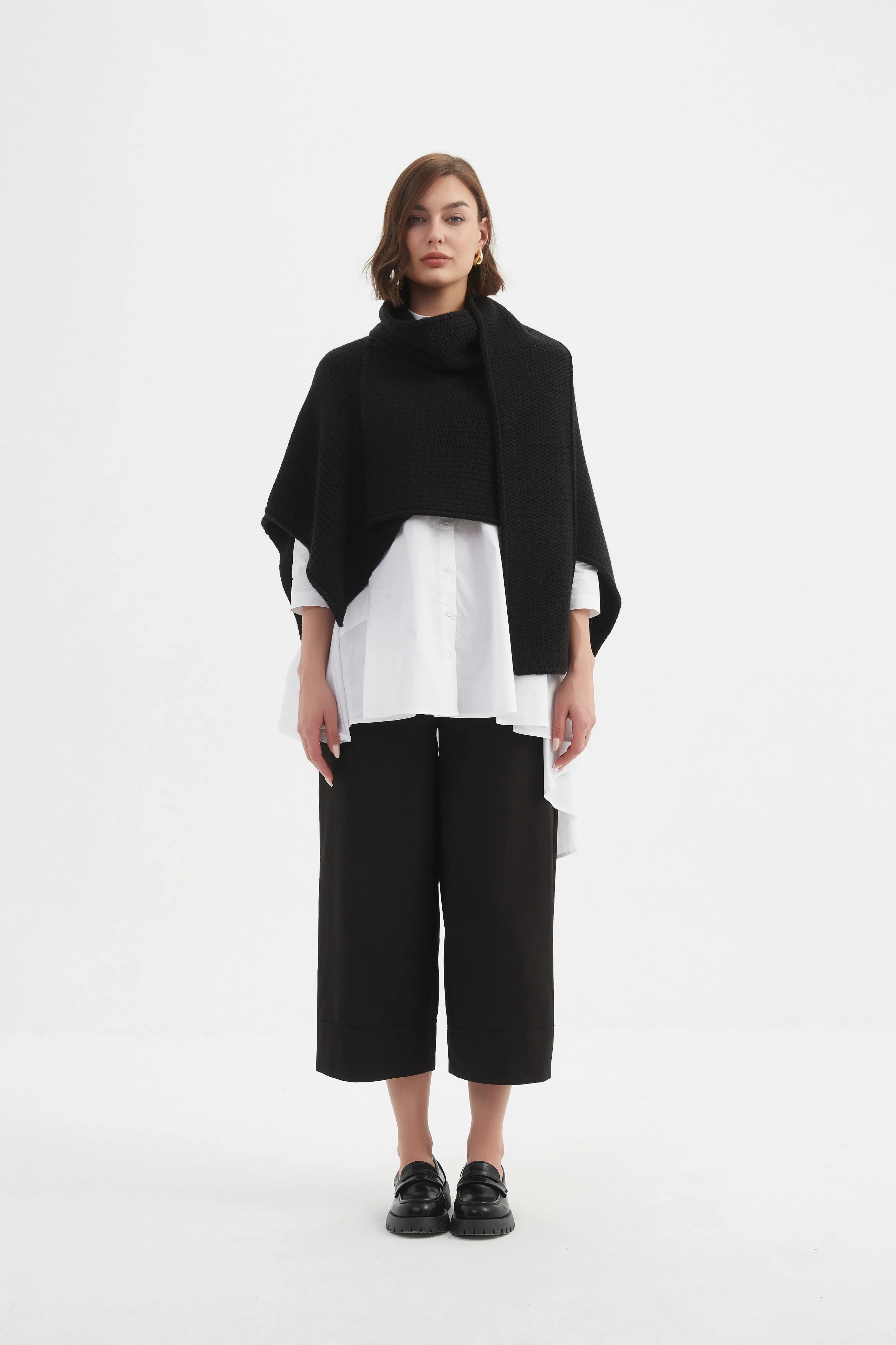 ASYMMETRIC WRAP KNIT