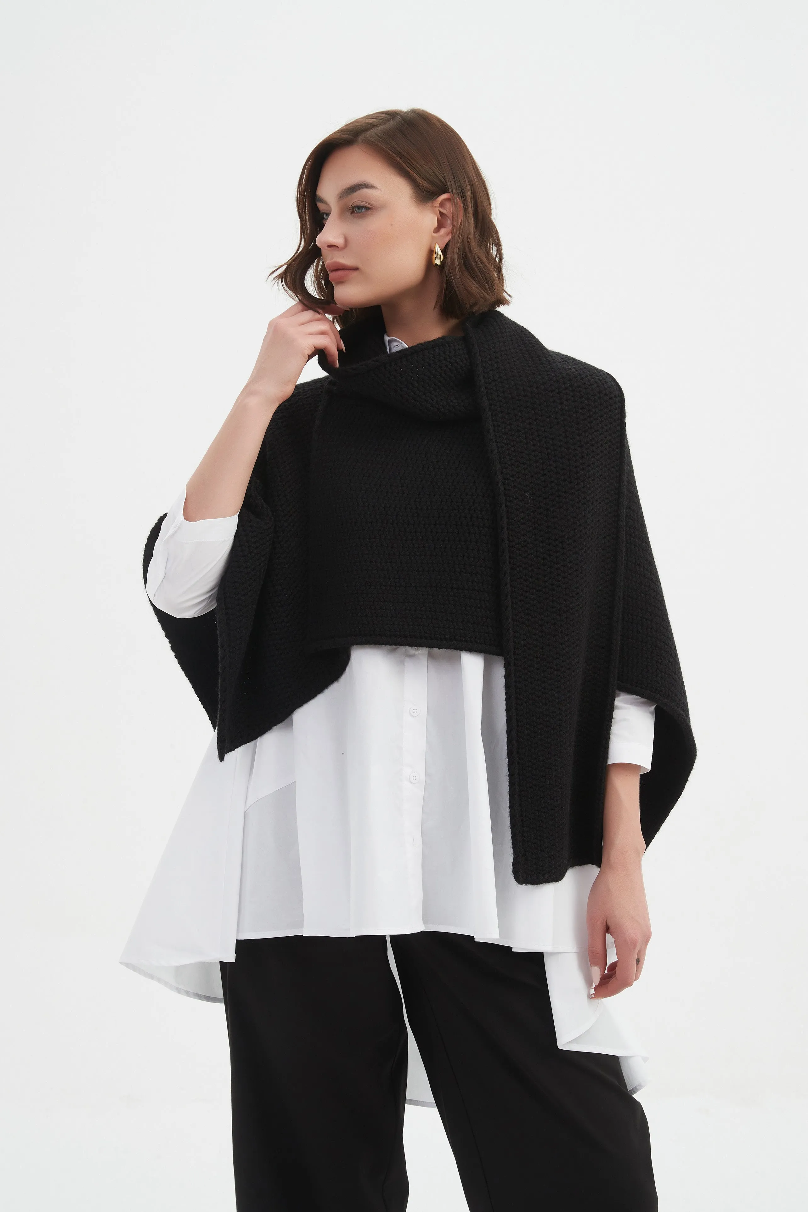 ASYMMETRIC WRAP KNIT
