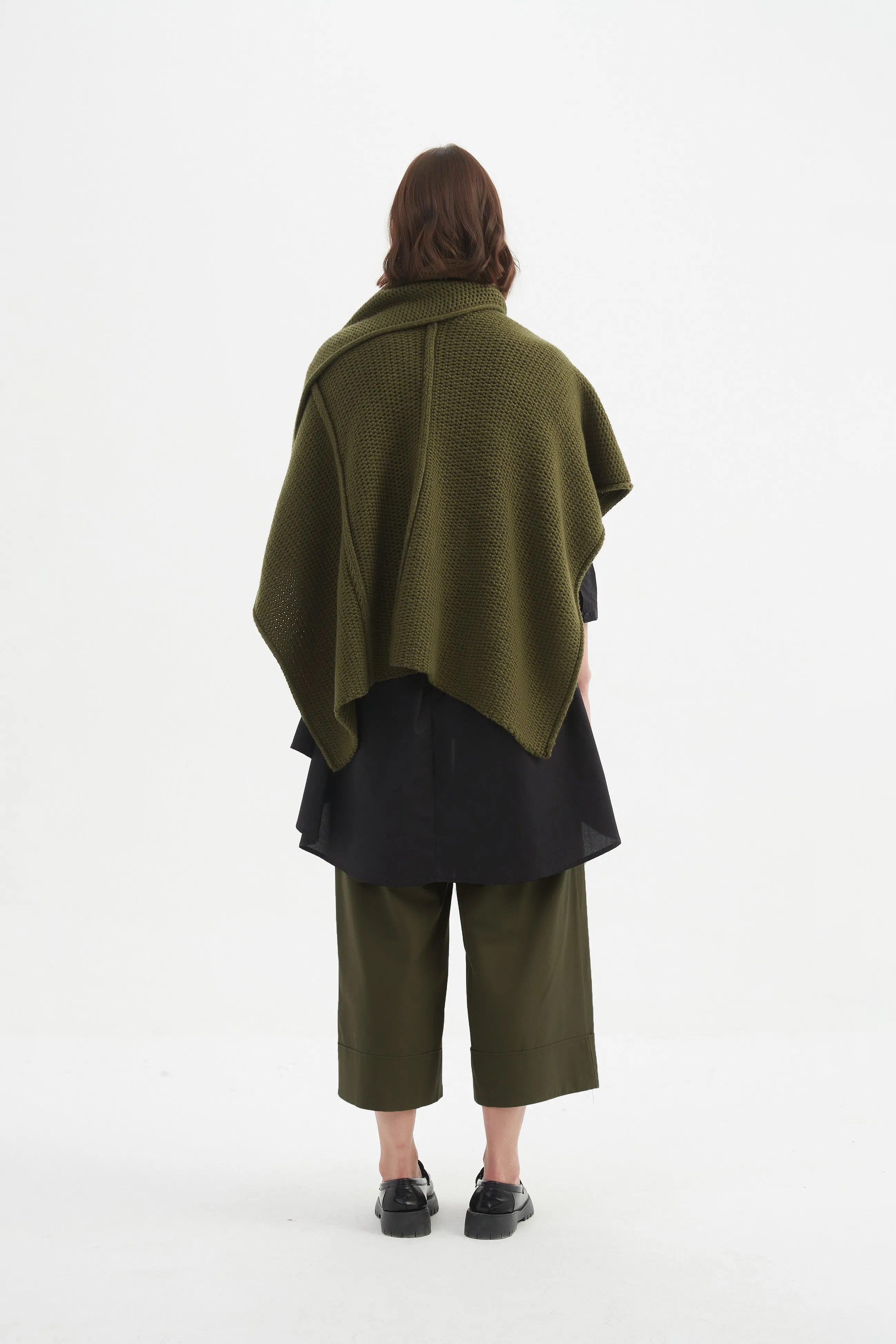 ASYMMETRIC WRAP KNIT