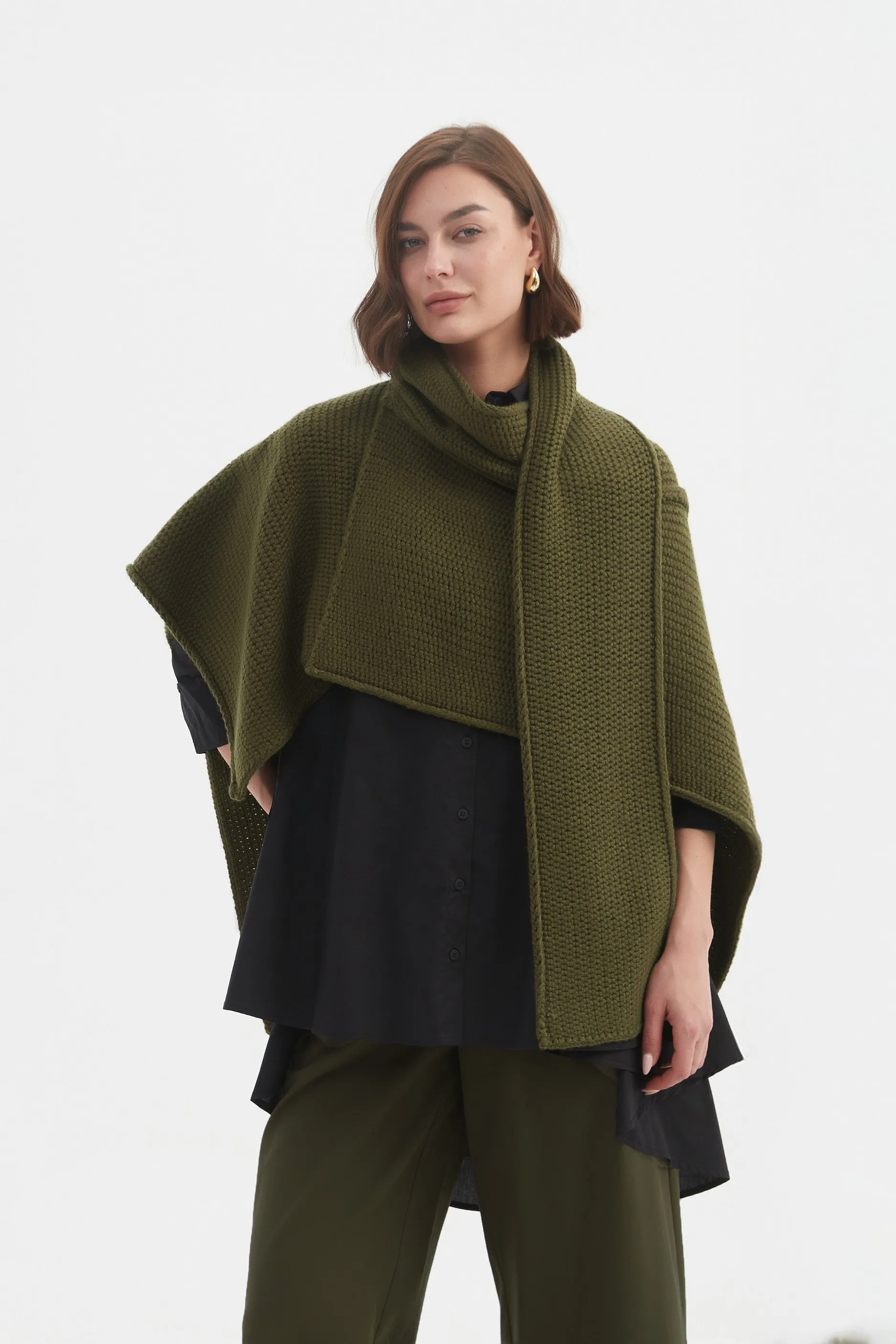 ASYMMETRIC WRAP KNIT