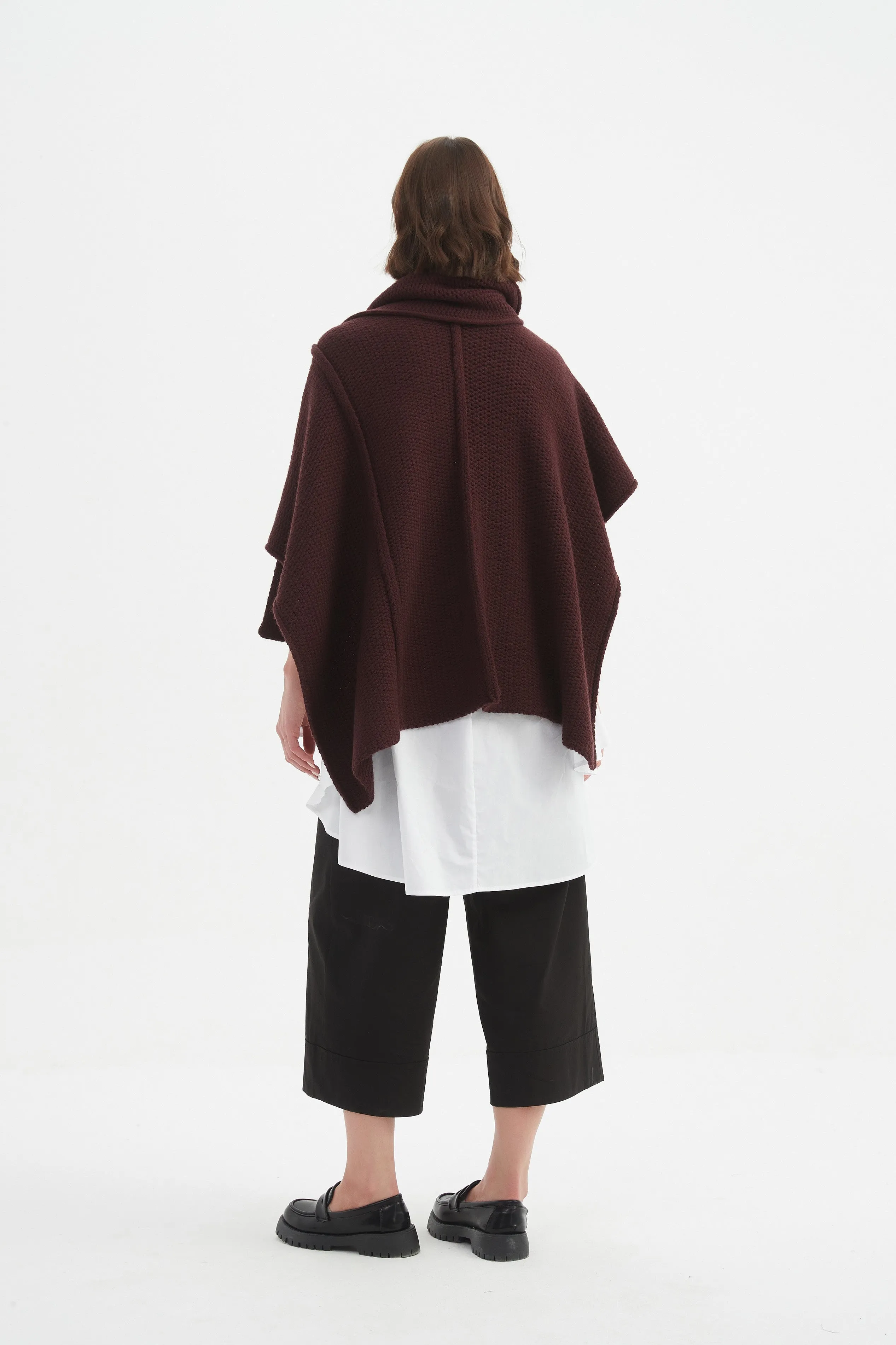 ASYMMETRIC WRAP KNIT