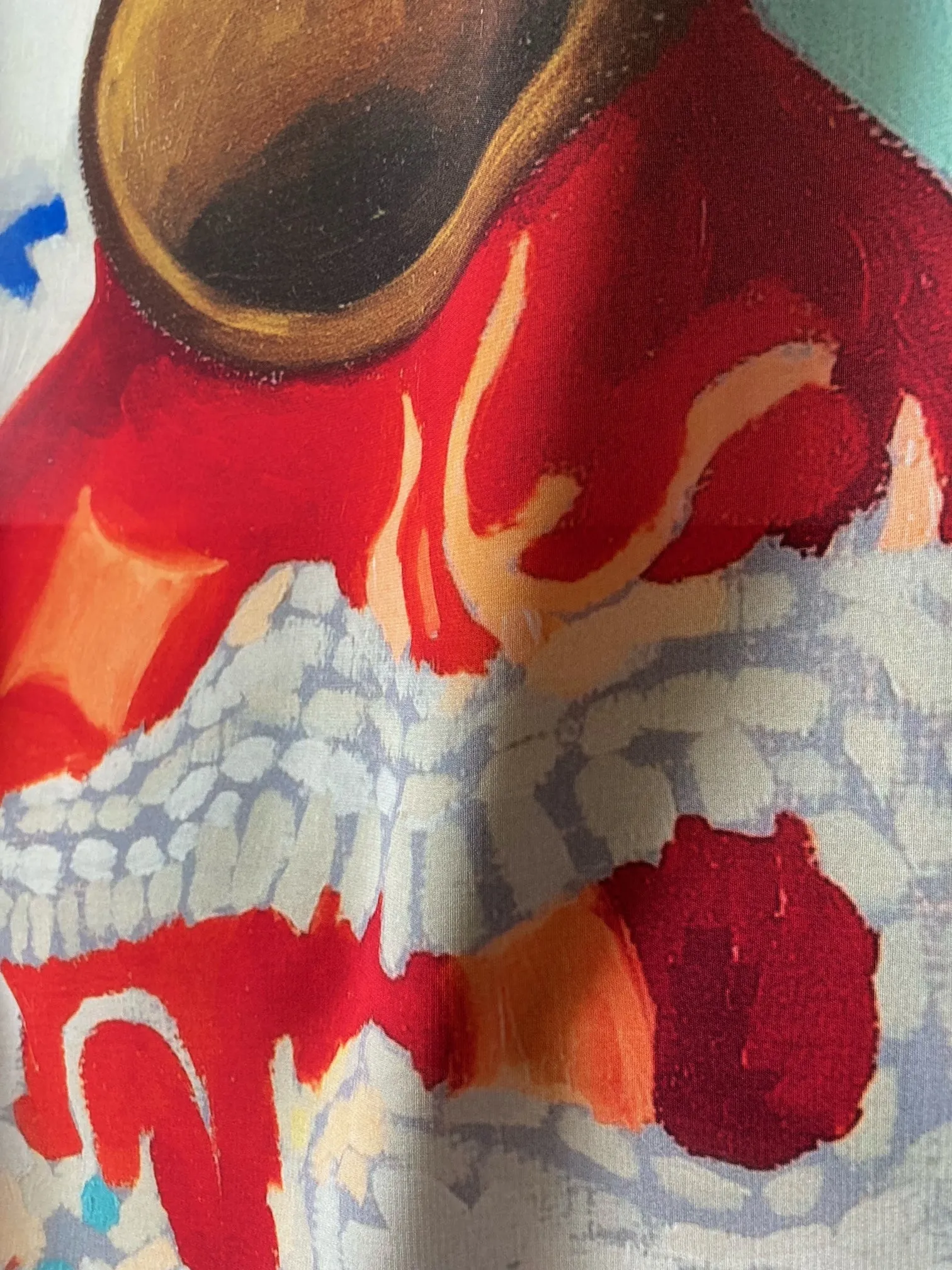 Dragon Vase Scarf