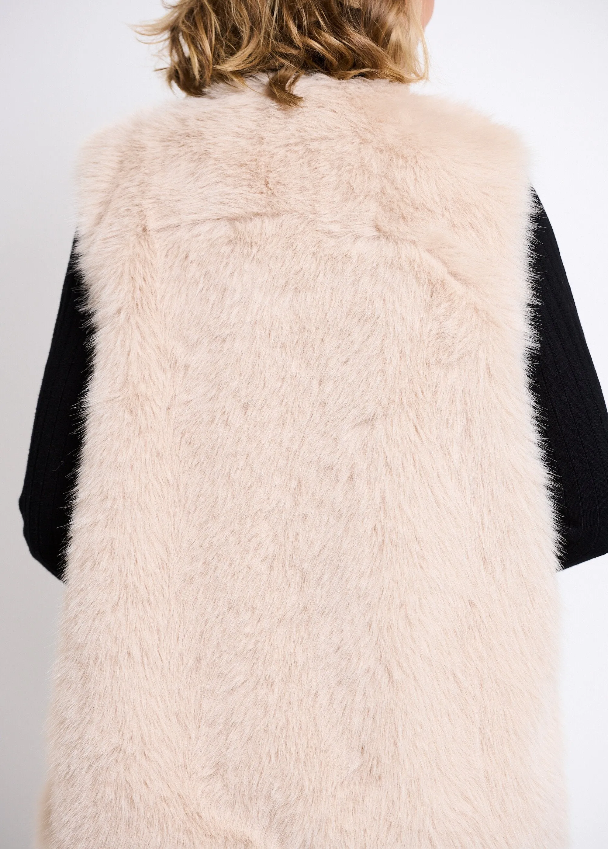 Gilet sans manches fausse fourrure