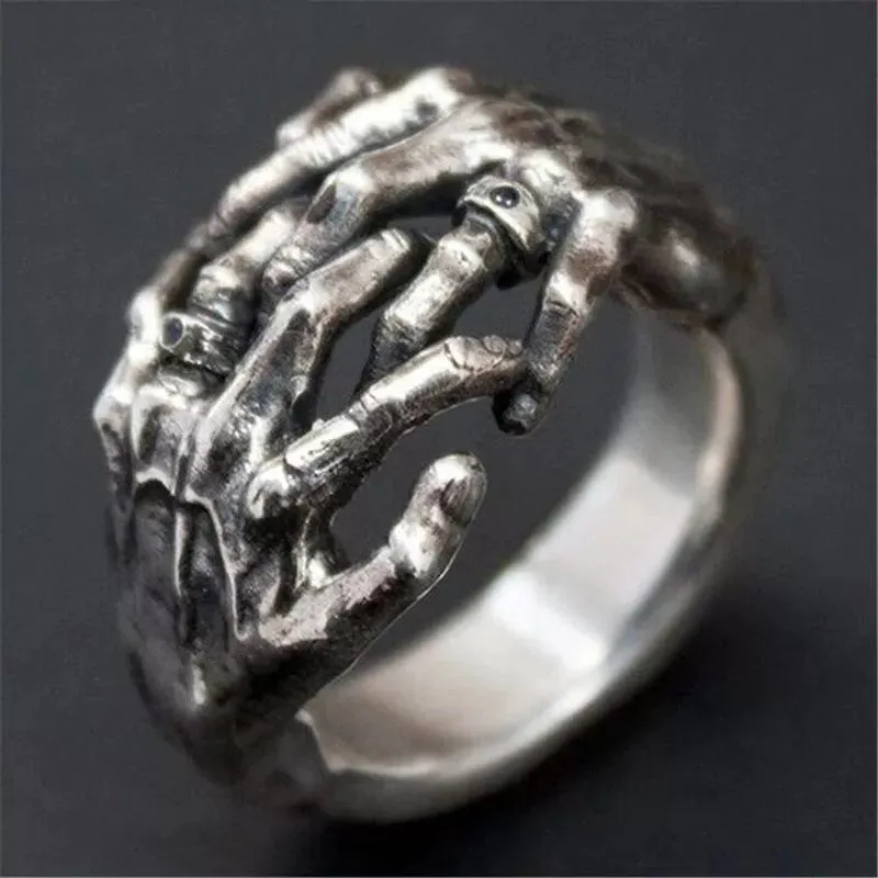 Mens Jewellery Vintage Punk Skull Hand Ring for Men Cool Mens Jewellery Gothic Accessories Stainless Steel Jewelry Anillo Hombre