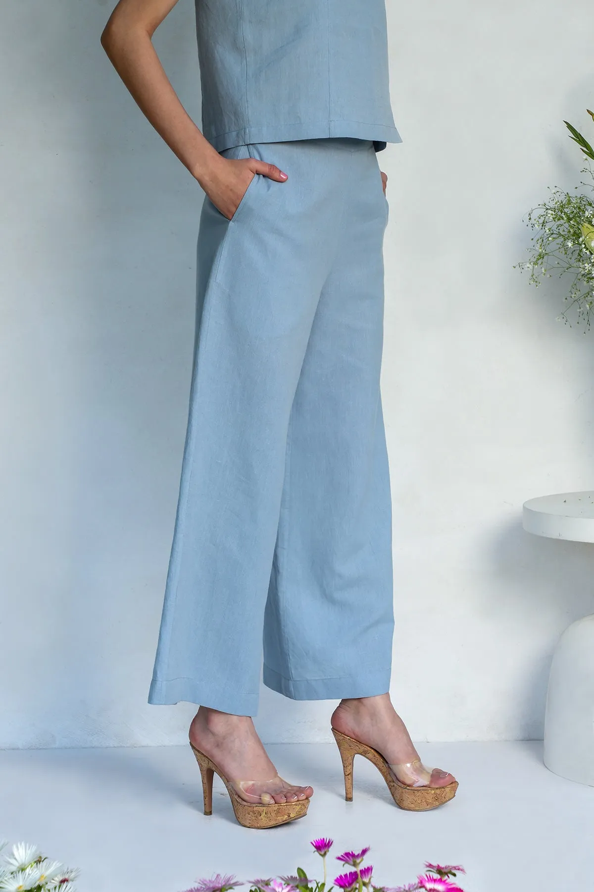 Nostalgia Solid Flared Pants