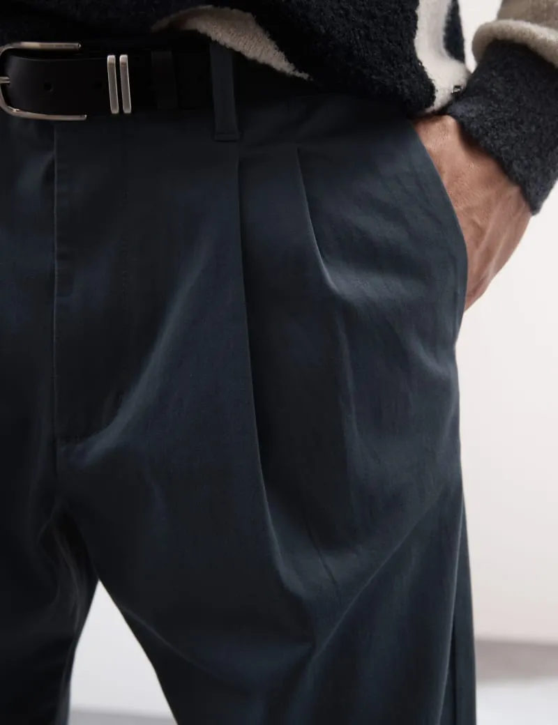 Tapered Fit Twin Pleat Chinos
