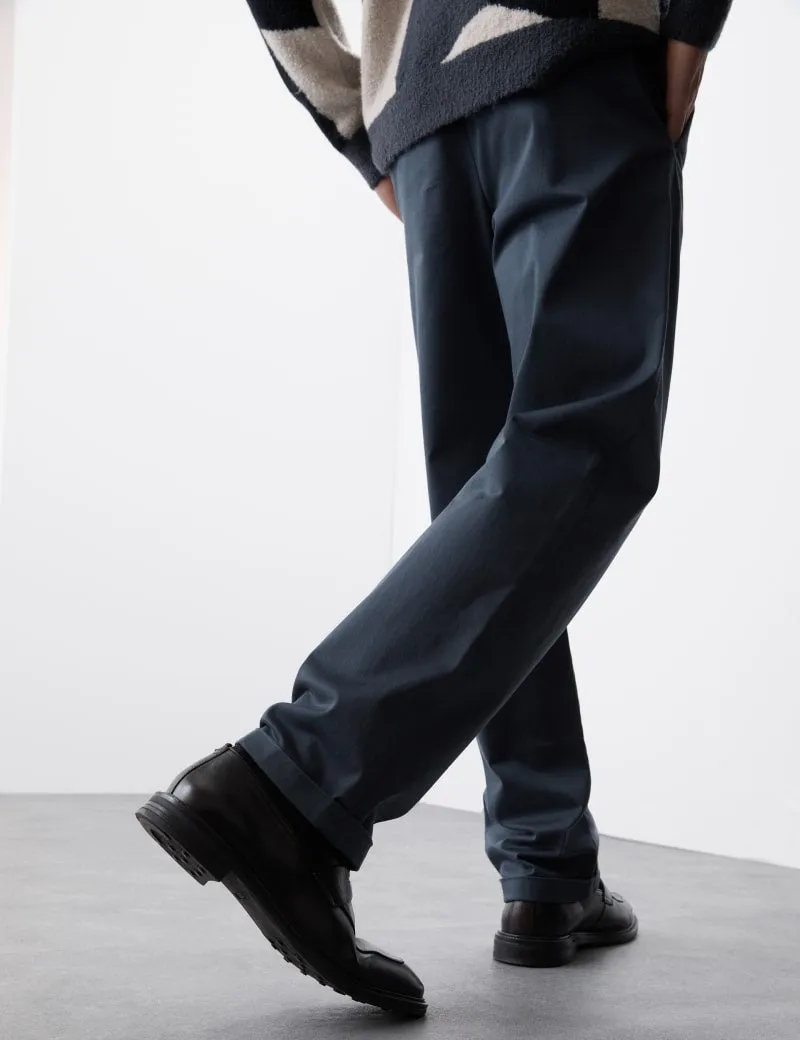 Tapered Fit Twin Pleat Chinos