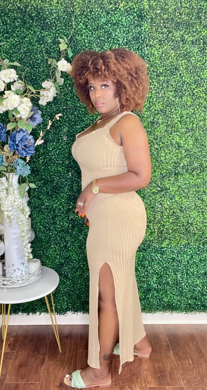 The JULIA Ribbed Maxi Dress