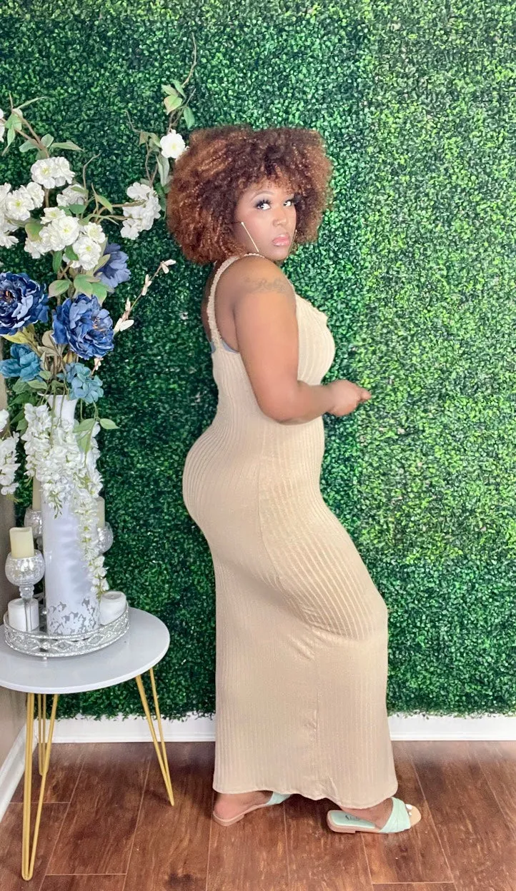 The JULIA Ribbed Maxi Dress