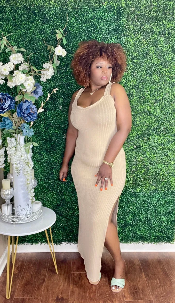 The JULIA Ribbed Maxi Dress