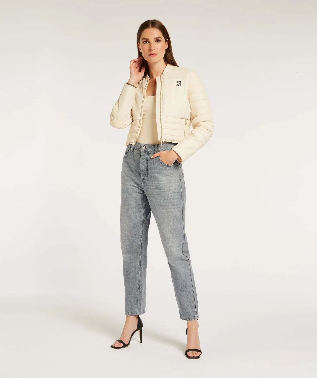 TOINI cropped fitted puffer jacket